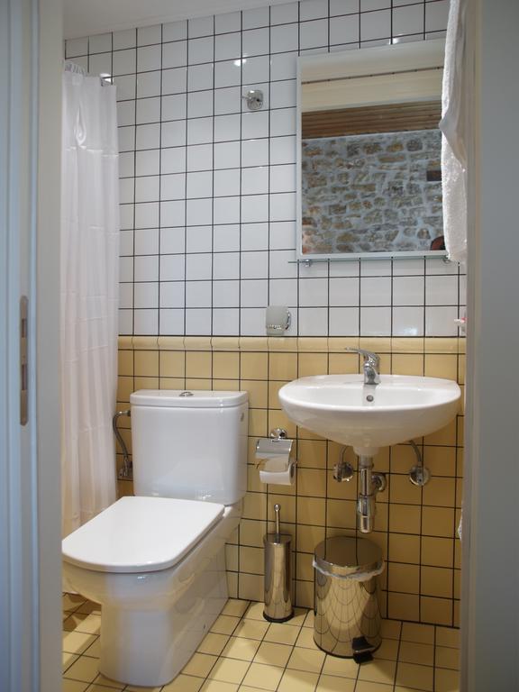 Oihalia Guesthouse Fidhakia Ruang foto