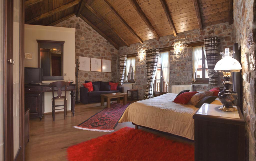 Oihalia Guesthouse Fidhakia Bagian luar foto